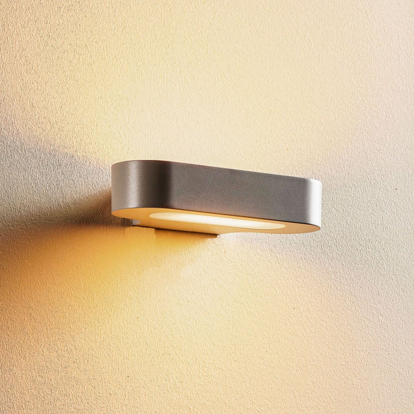 Applique murale LED Talo 21 en aluminium, argent, hauteur 4,2 cm