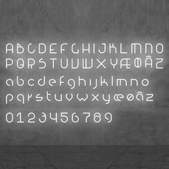 Applique murale LED Alphabet en aluminium, blanc, hauteur 95 cm, 3000 K, 21 W, largeur 65 cm, modèle 3