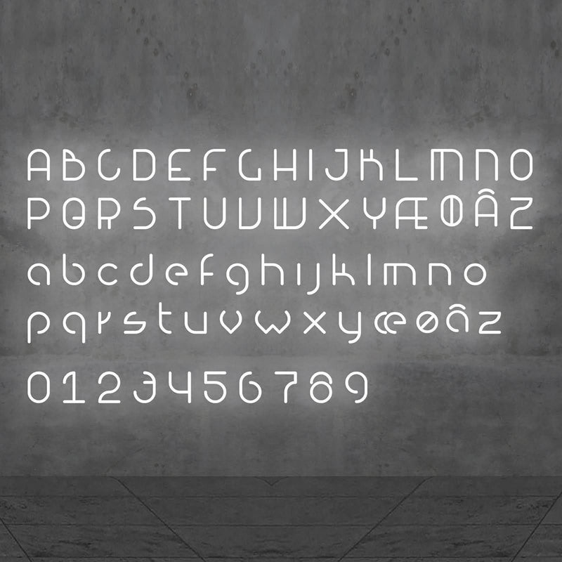 Applique murale LED Alphabet en aluminium, blanc, hauteur 65 cm, 3000 K, 29 W