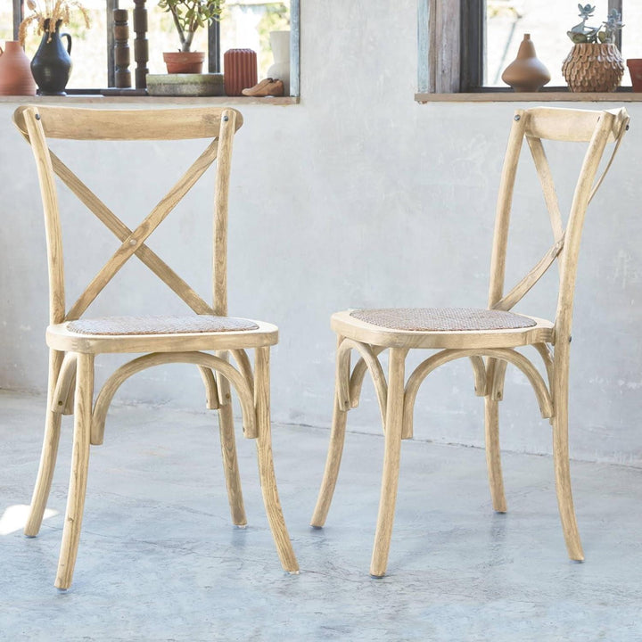 Alice'S Home - Lot De 2 Chaises De Bistrot En Bois De Cédrèle Naturel. Vintage. Assise En Rotin. Empilables | Designix - Amazon    - https://designix.fr/