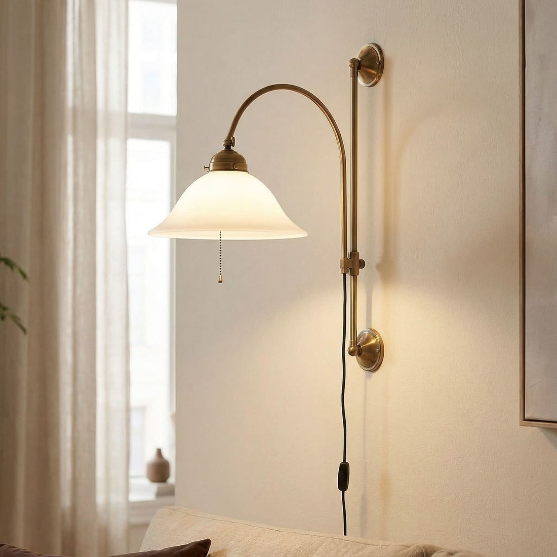 Applique murale Rhodes en laiton, blanc