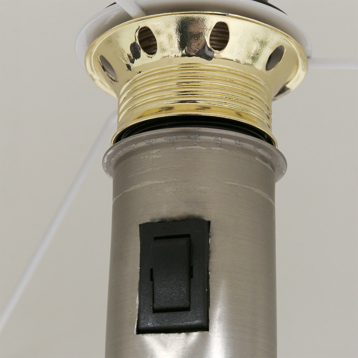 Lampadaire colonne salon | Milo