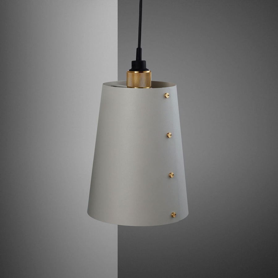 Applique murale Hooked Wall en acier, gris clair et laiton, 40 W, modèle 3
