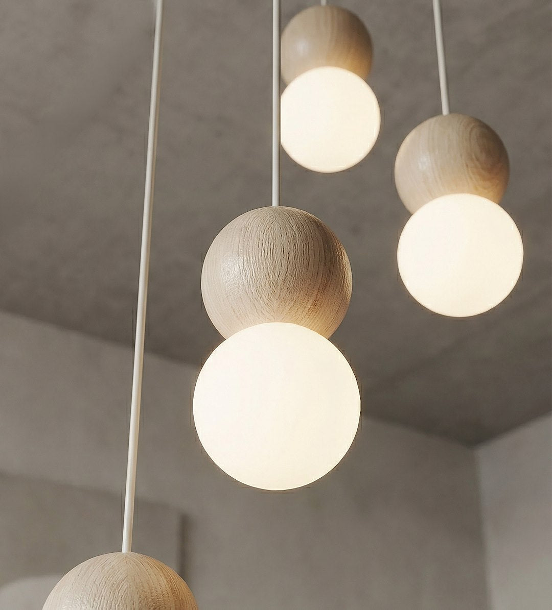 Suspension Loop 4 lumières beige, bois blanc
