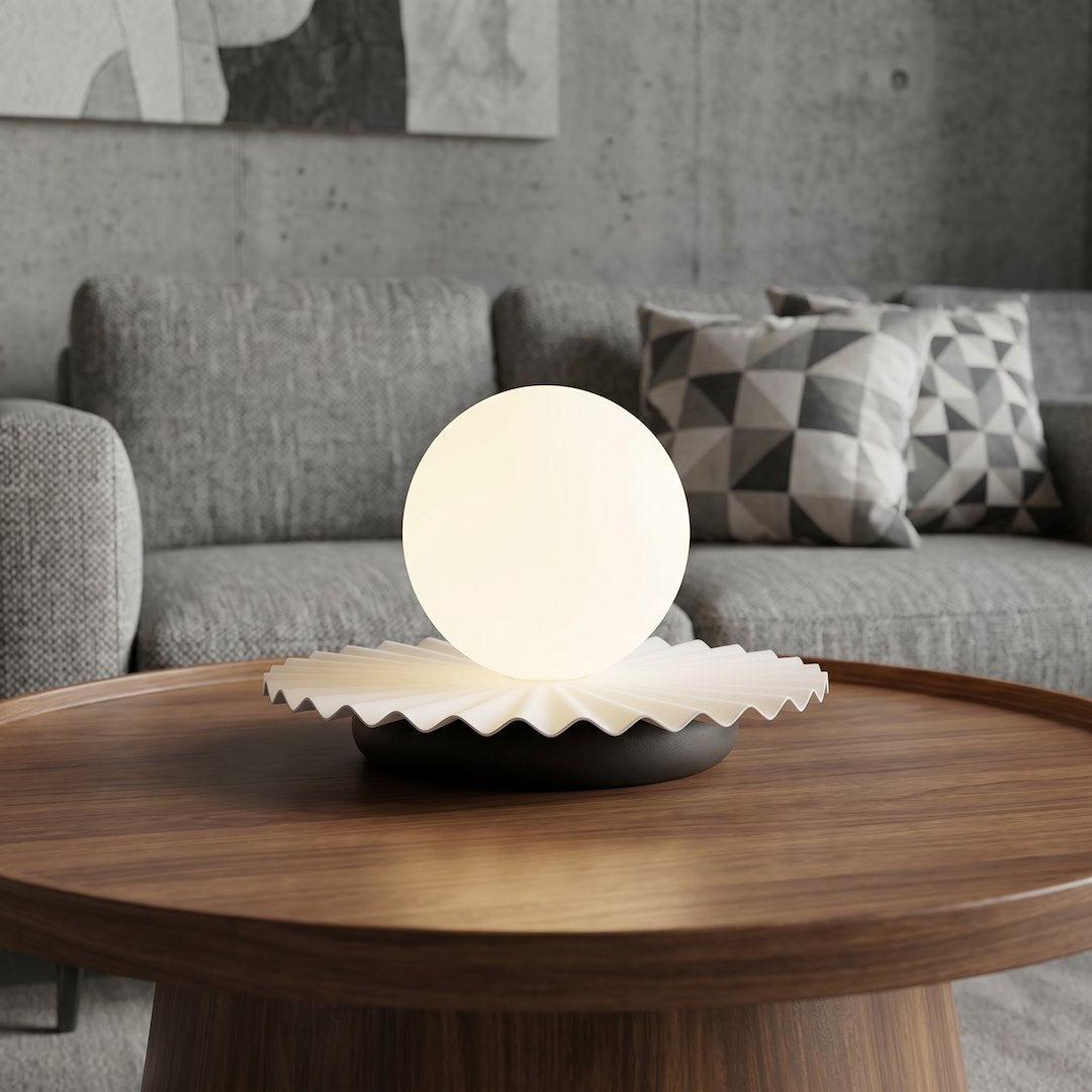 Lampe à poser Umbra blanche et noire, verre blanc