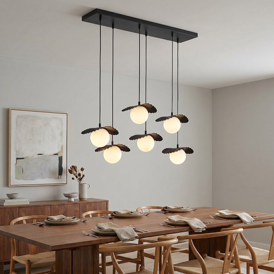 Suspension Flora 6 lumières noire, verre blanc