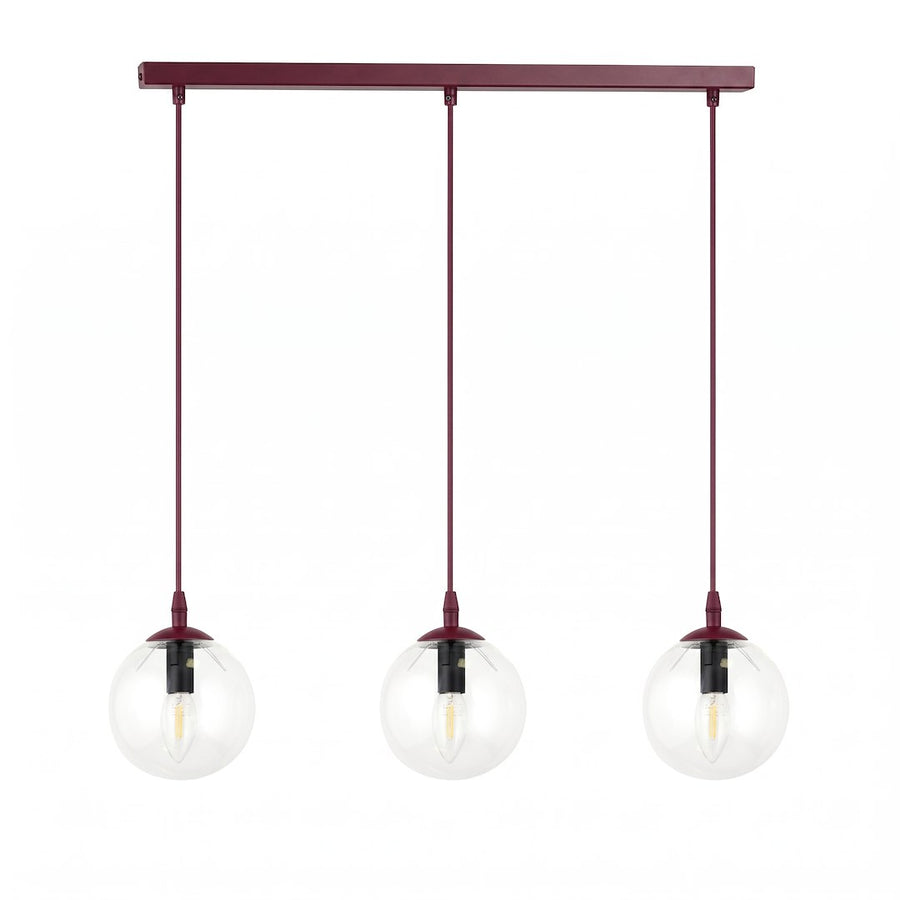 Suspension bordeaux à trois globes en verre transparent, vue de face sur fond blanc