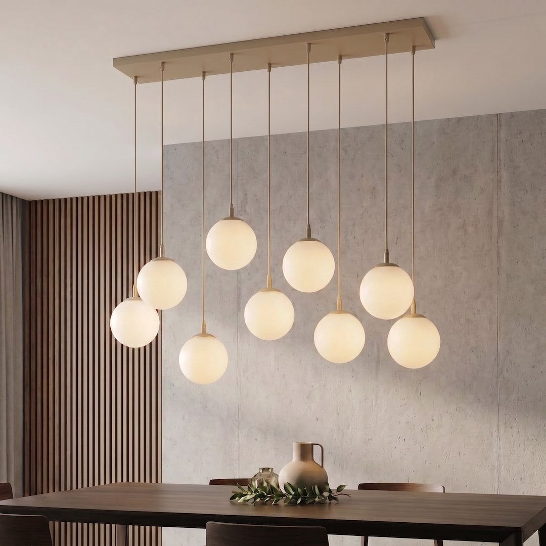 Suspension Cosmo 9 lumières beige, verre blanc