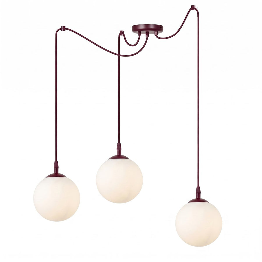 Suspension trois globes de verre blanc opalin, câbles et rosace bordeaux, fond blanc