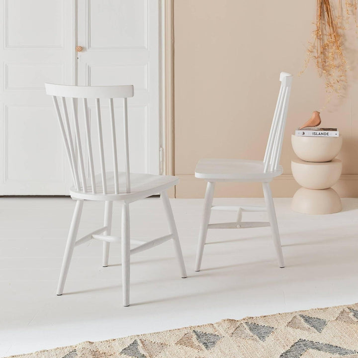 Alice'S Home - Lot De 2 Chaises Blanches À Barreaux En Bois D'Hévéa. ROMIE. L 50.8 X P 44.2 X H 90Cm. | Designix - Amazon    - https://designix.fr/