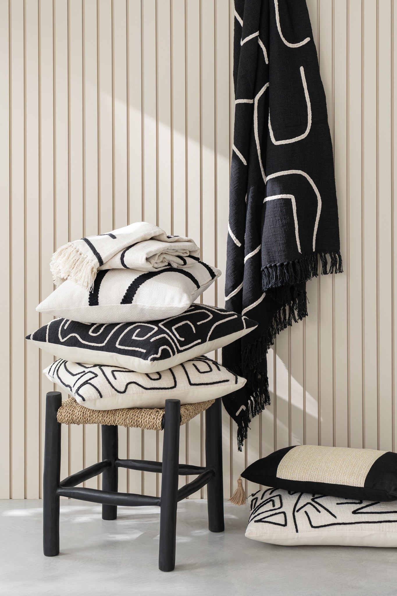 Coussin Polyester Tissé Noir Rectangulaire