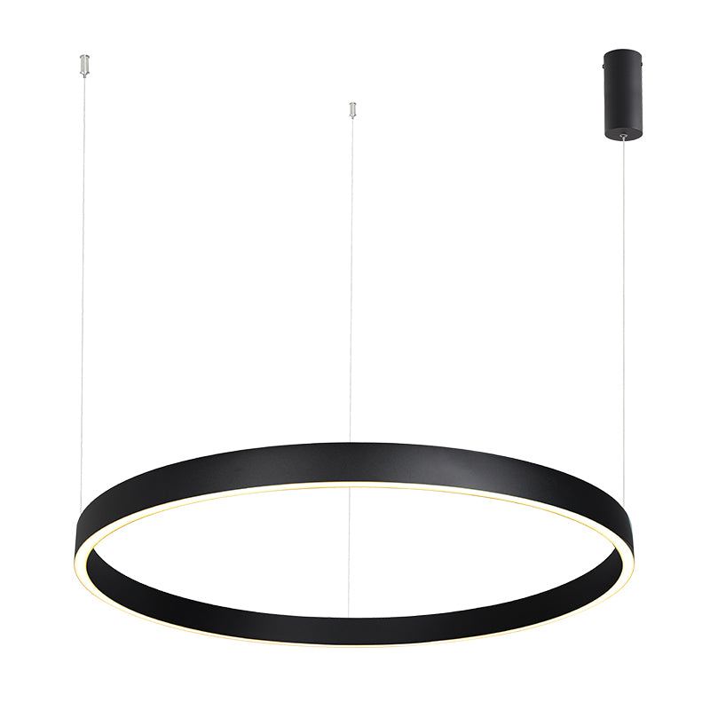 Vue rapprochée montrant la bande LED interne et la finition noir sable de l'anneau.