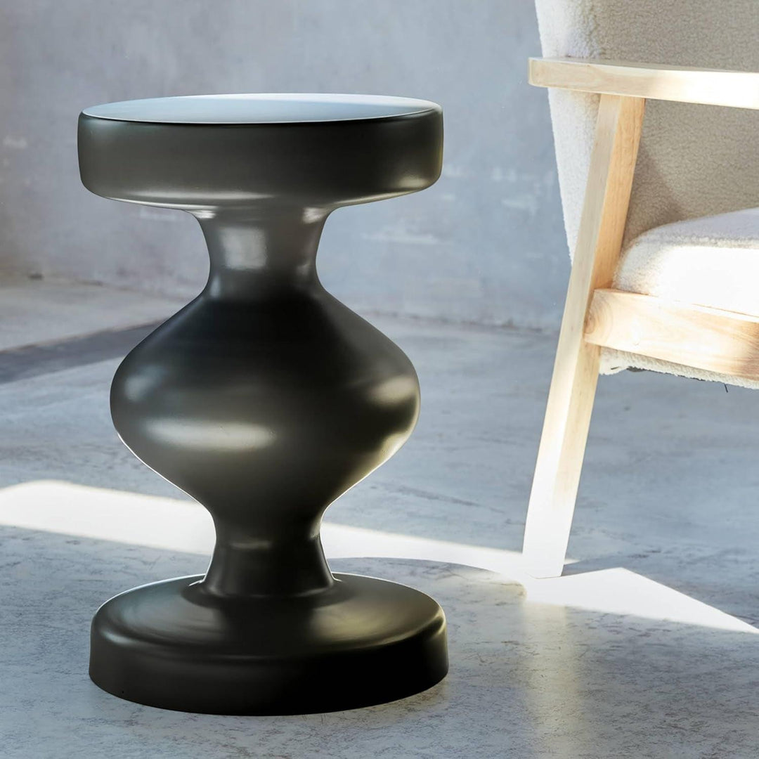 Alice'S Home - Table D'Appoint. Bout De Canapé. Table De Chevet En Métal. Noir. Hawa Ø29.5 X H 47Cm | Designix - Amazon    - https://designix.fr/