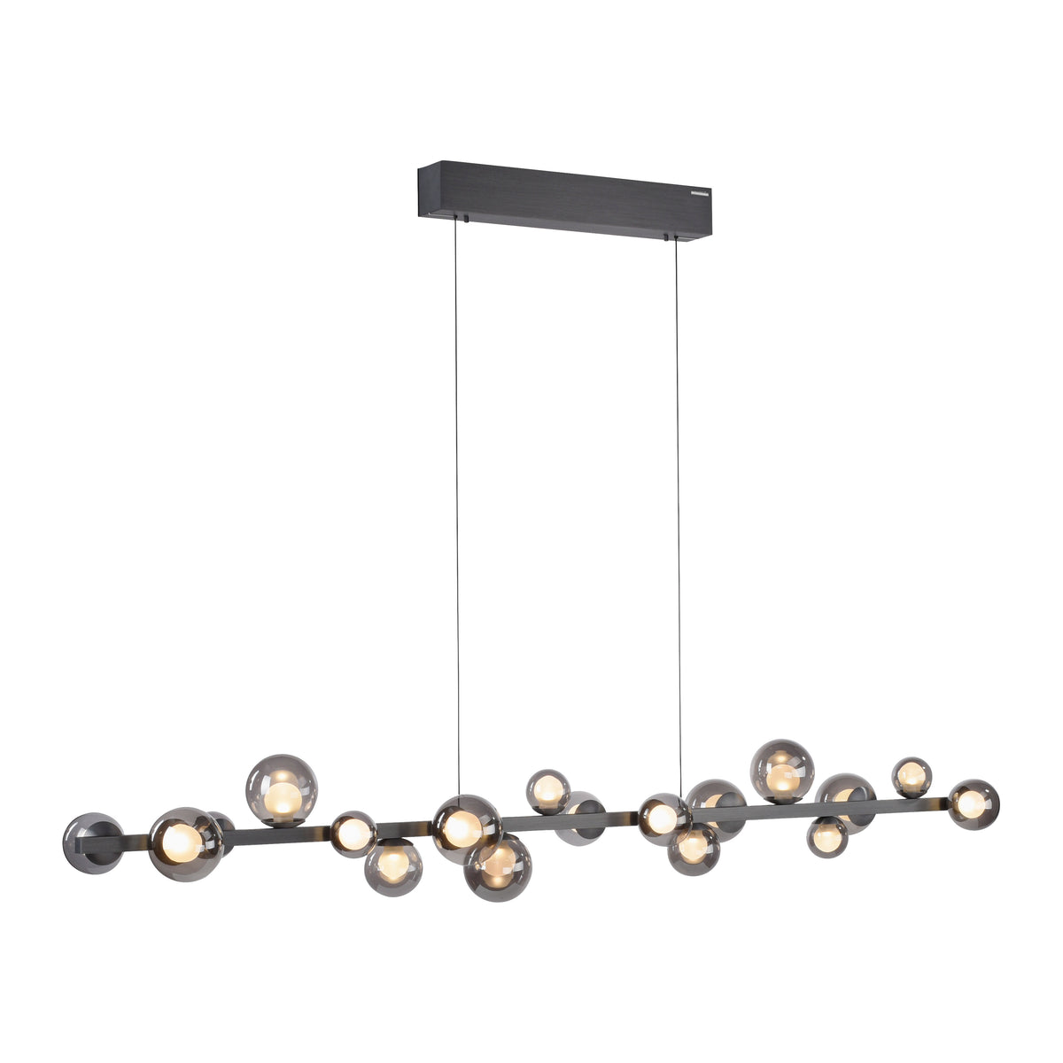 Vue de trois quarts du luminaire sur fond blanc, globes en verre transparent