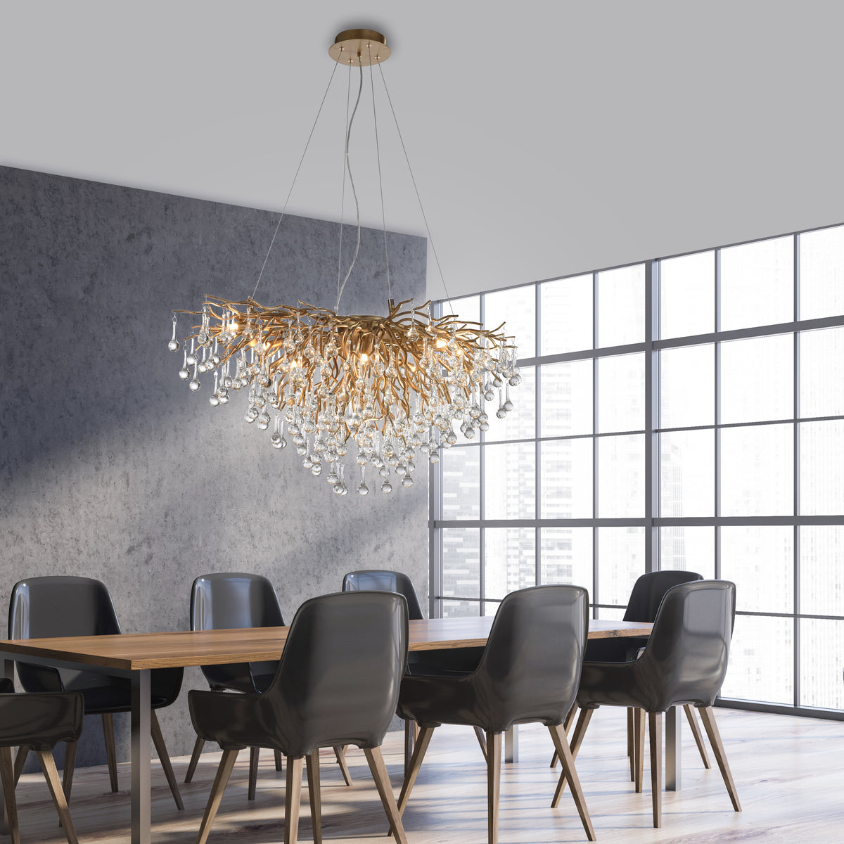 Mise en ambiance au-dessus d'une table de salle à manger, suspension allumée dans un intérieur contemporain.