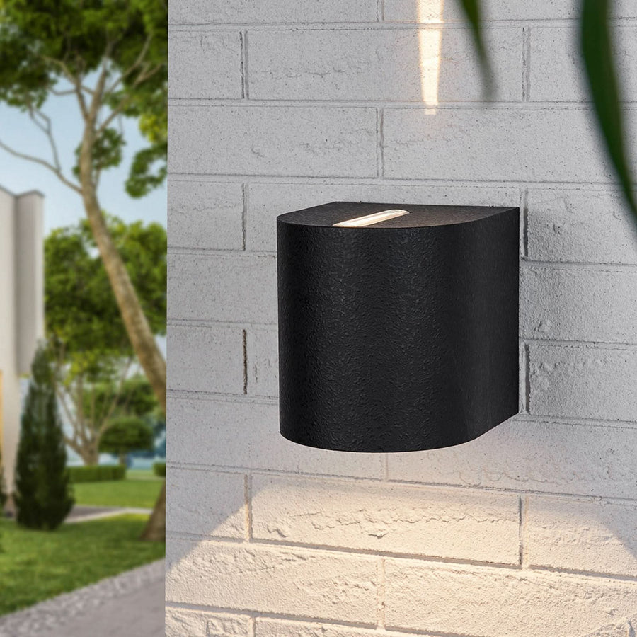 Applique d'extérieur LED Lenis en aluminium, noir, hauteur 15 cm, IP44, 3000 K, 6,7 W, largeur 14 cm