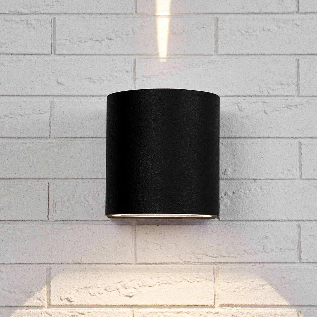 Applique d'extérieur LED Lenis en aluminium, noir, hauteur 15 cm, IP44, 3000 K, 6,7 W, largeur 14 cm