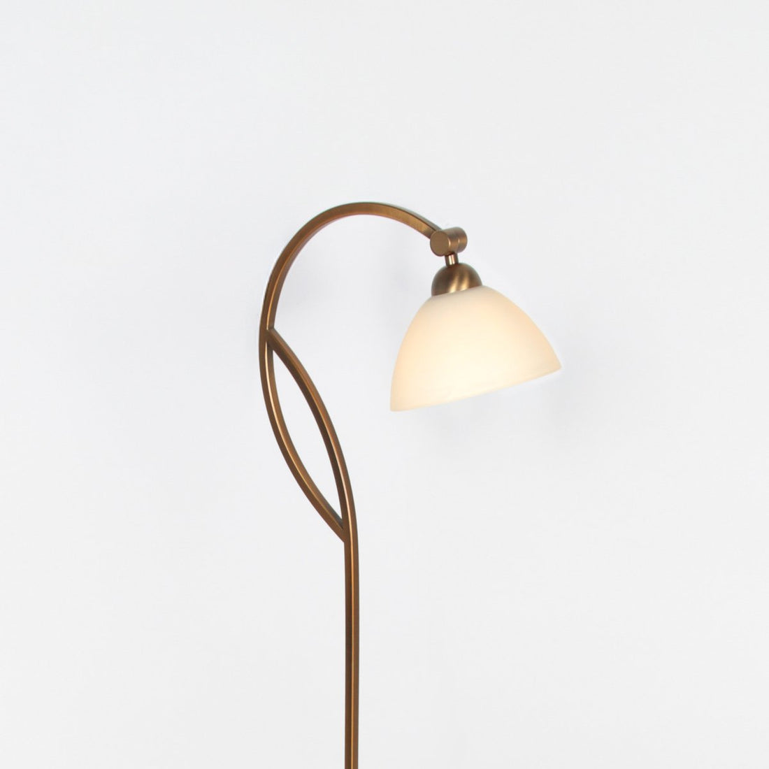 Lampadaire salon | Orinorano