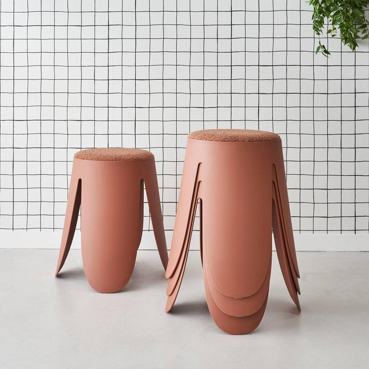 Alice'S Home - Set De 4 Tabourets Empilables Terracotta. Bouclette Texturée. Niki. Ø30 / 44 X H46Cm | Designix - Amazon    - https://designix.fr/