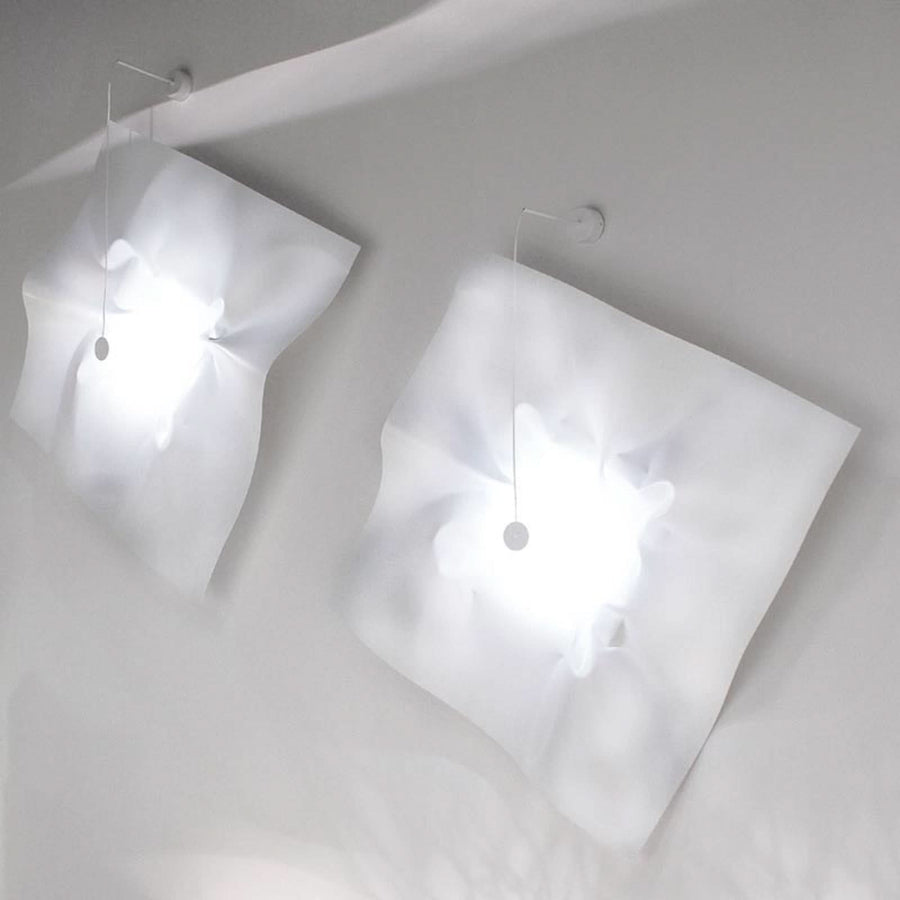 Applique murale LED Crash en acier, blanc