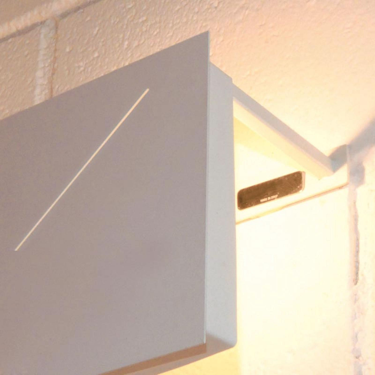 Applique murale LED Des.agn en acier, blanc, hauteur 16 cm