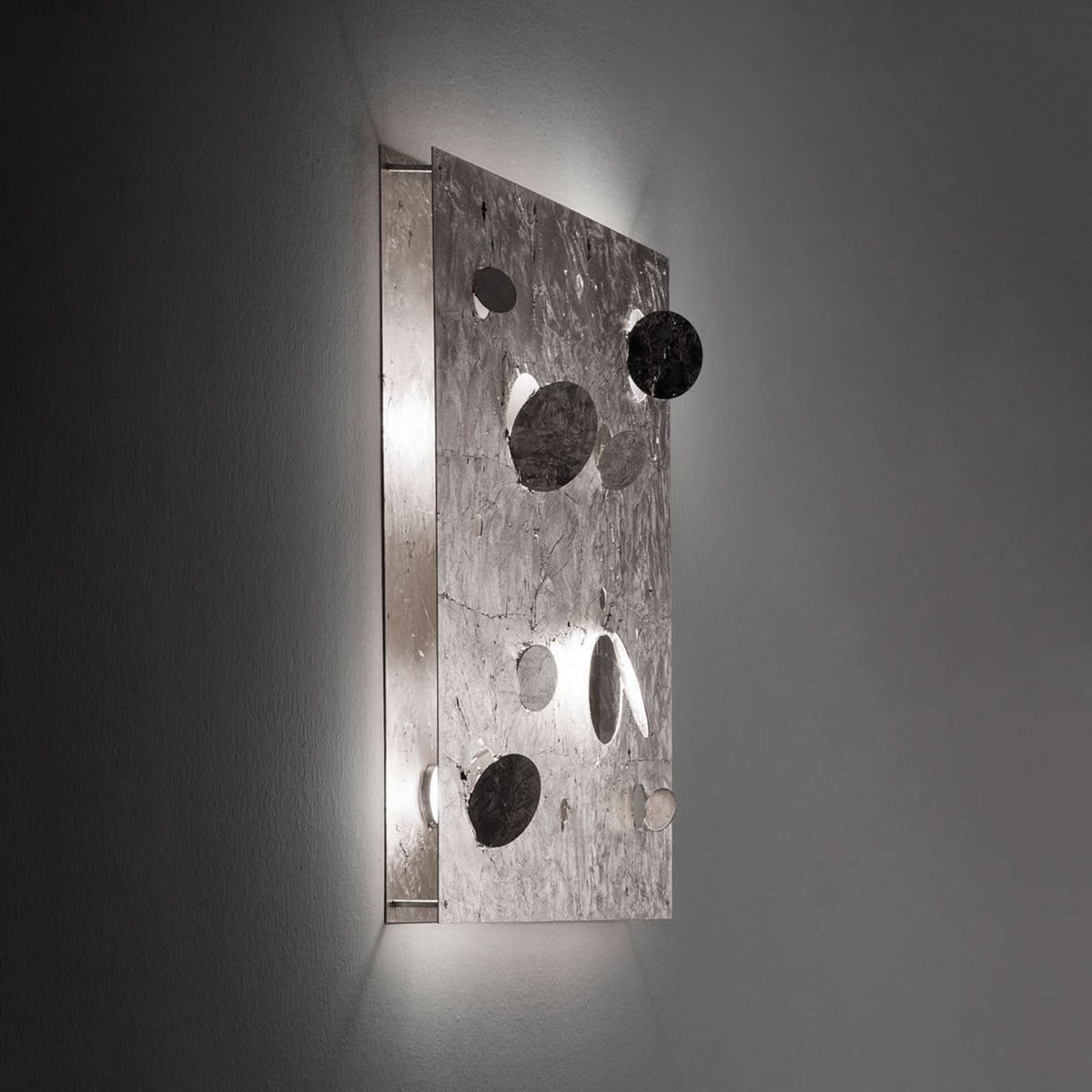 Applique murale LED Buchi 60x60 en acier, argent, hauteur 60 cm