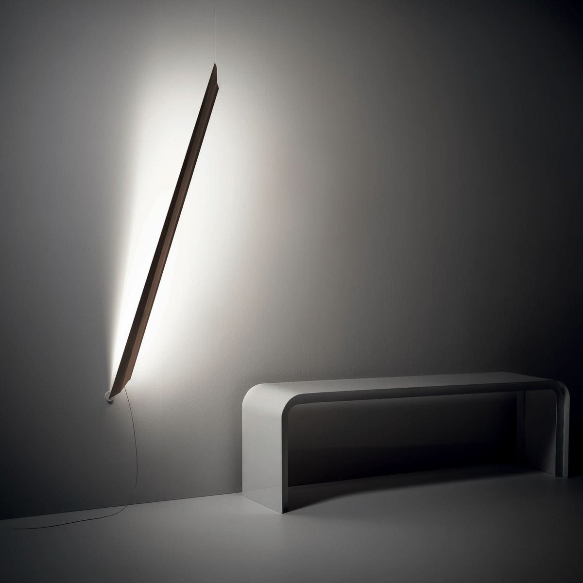 Applique murale LED Schegge en aluminium, marron, hauteur 160 cm