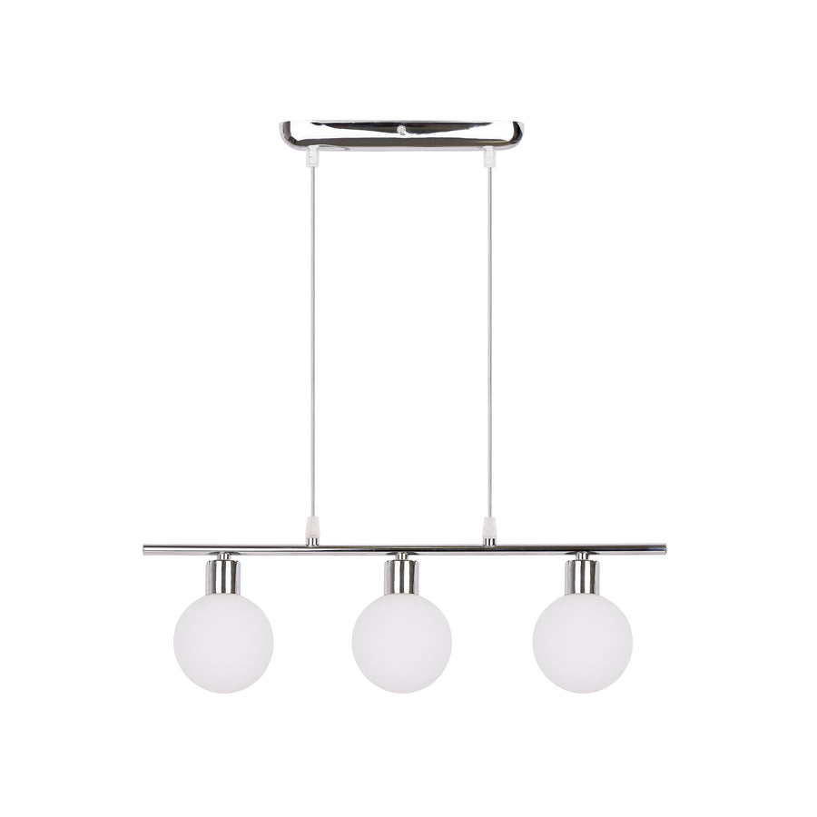 Suspension chromée à trois globes en verre blanc, produit présenté de face sur fond blanc.