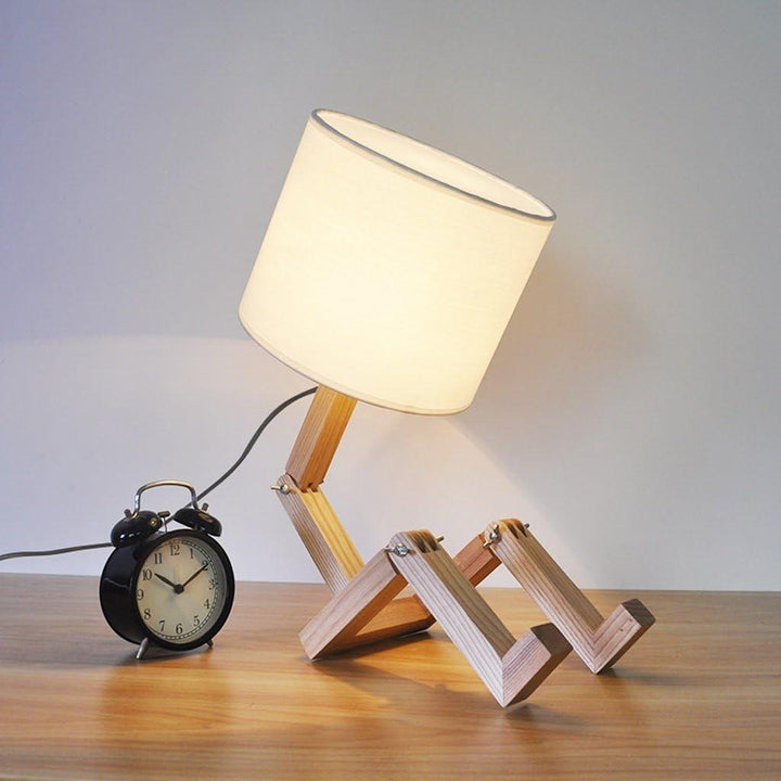 Lampe Bonhomme Bois Assis | Compagnon Luminé | Designix - Lampe de chevet    - https://designix.fr/