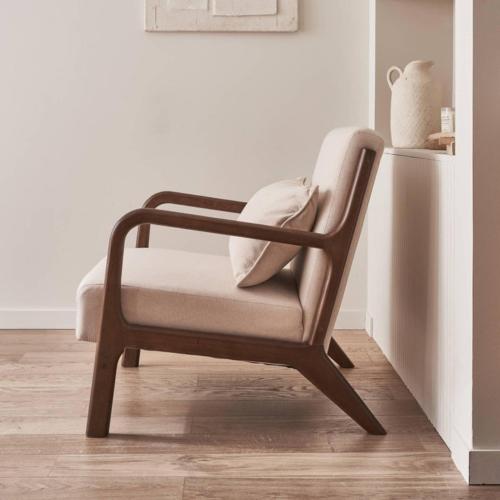 Alice'S Home - Fauteuil Tissu Beige Pieds Bois D'Hévéa Teinté Noyer. 1 Place Droit Fixe. Pieds Compas Scandinave. Structure En Bois Solide | Designix -     - https://designix.fr/