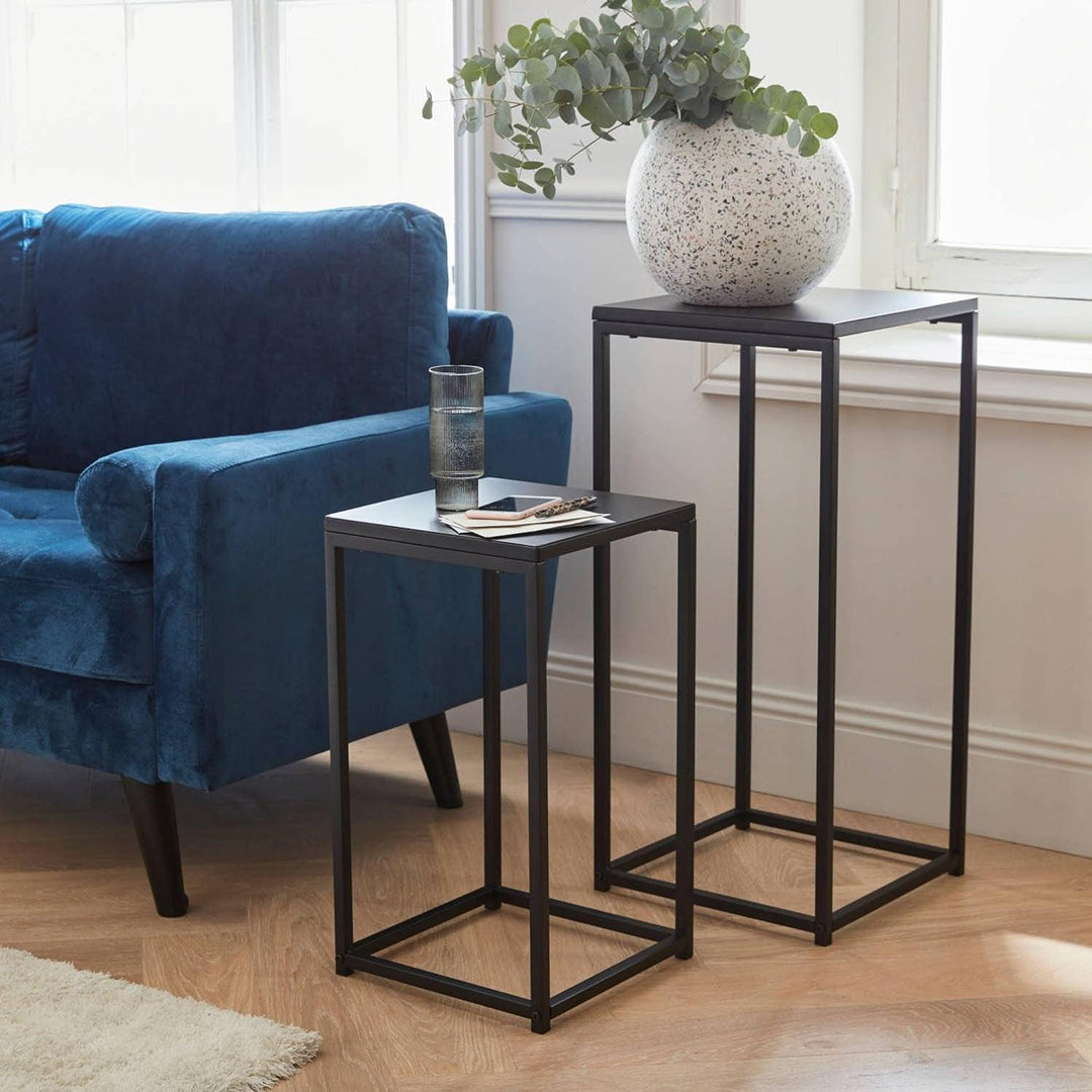 Alice'S Home - Lot De 2 Tables D'Appoint Gigognes Noires - Industrielle - Bouts De Canapé 34X34X74Cm / 30X30X54Cm | Designix - Amazon    - https://designix.fr/