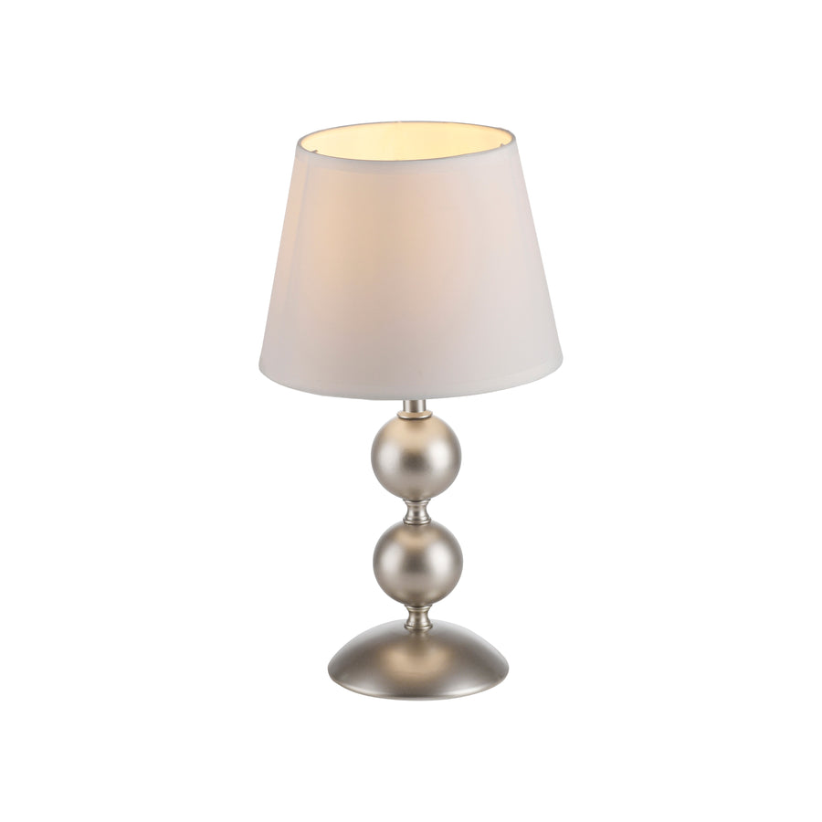 Vue de trois quarts du luminaire détouré sur fond blanc, socle et double sphère visibles