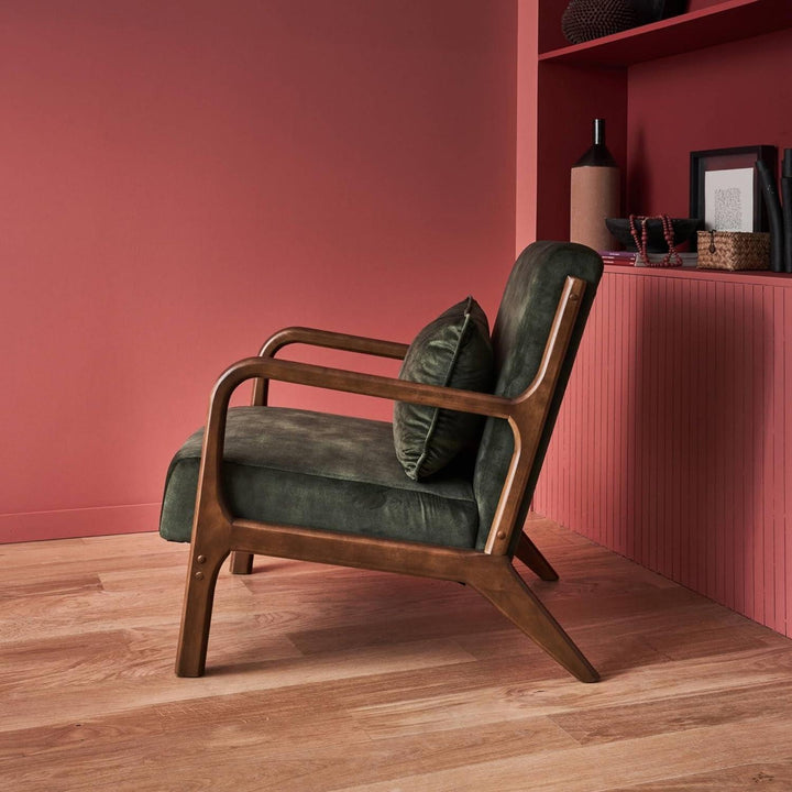 Alice'S Home - Fauteuil En Velours Kaki. Pieds Bois D'Hévéa Teinté Noyer Clair. 1 Place Droit Fixe. Pieds Compas Scandinave | Designix -     - https://designix.fr/