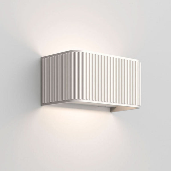 Applique murale LED Dresscode W1 en aluminium, crème, hauteur 9 cm