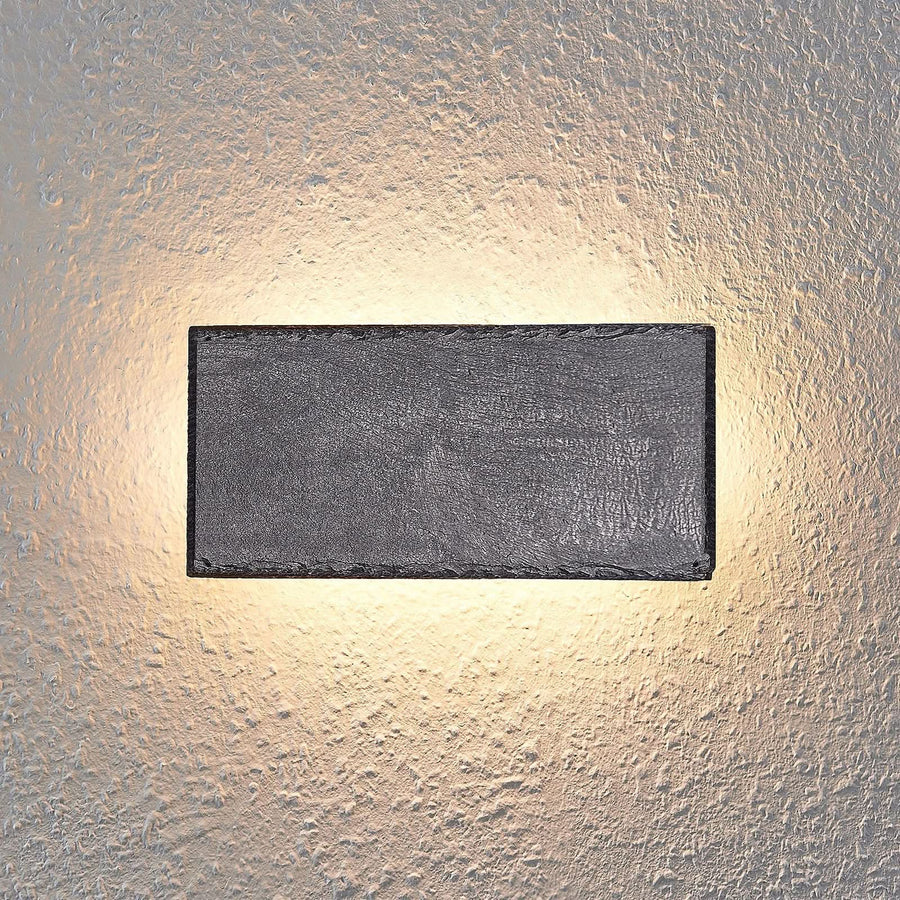 Applique murale LED Peetu en pierre, gris