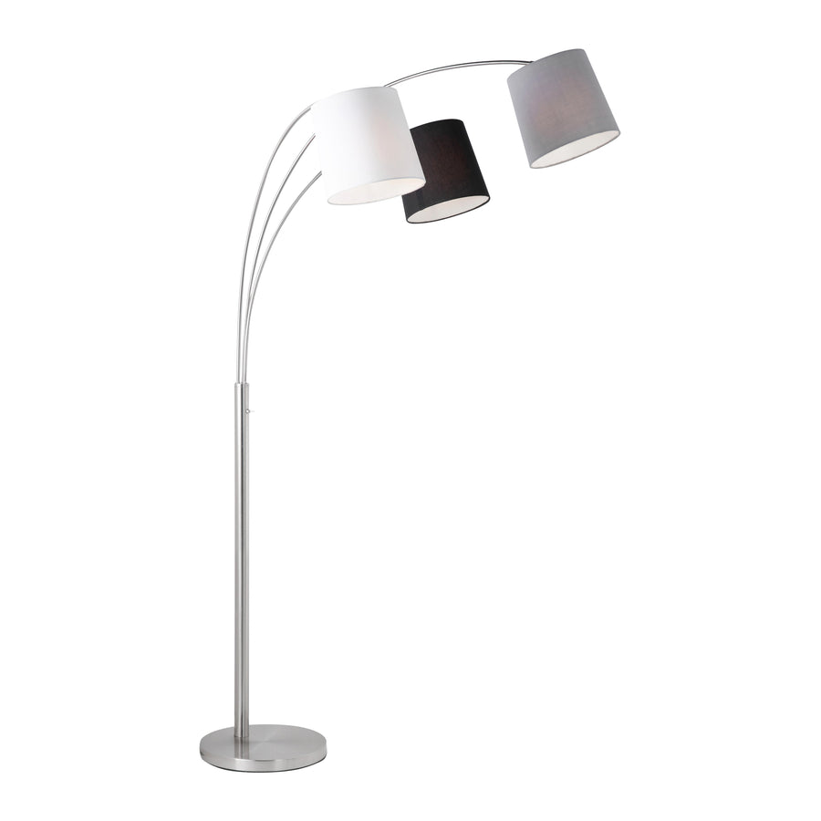Vue détourée sur fond blanc du lampadaire acier et ses abat-jours