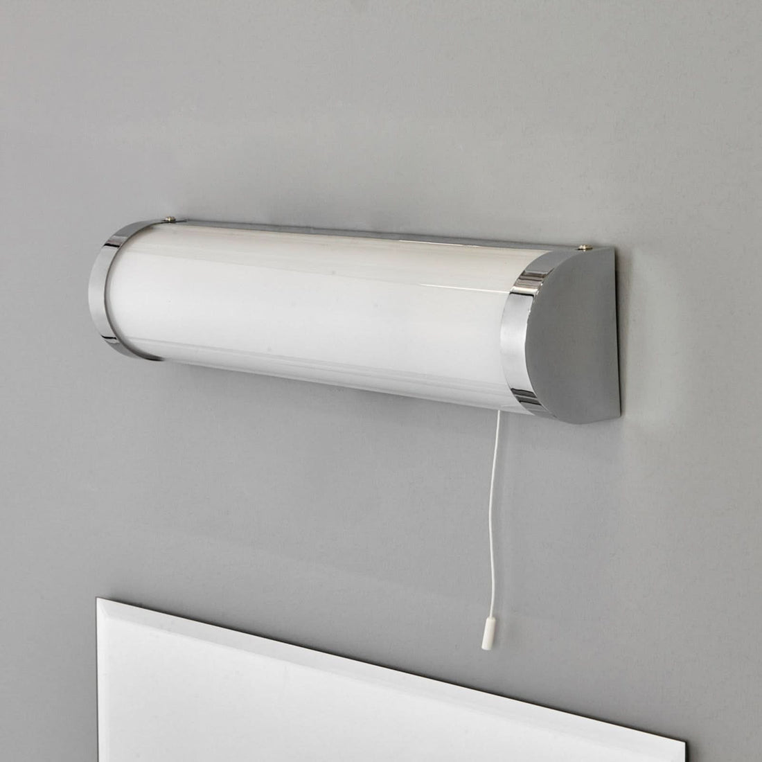 Applique murale Liana IP44 en métal, blanc et chrome, 2 lumières, hauteur 9 cm, IP44