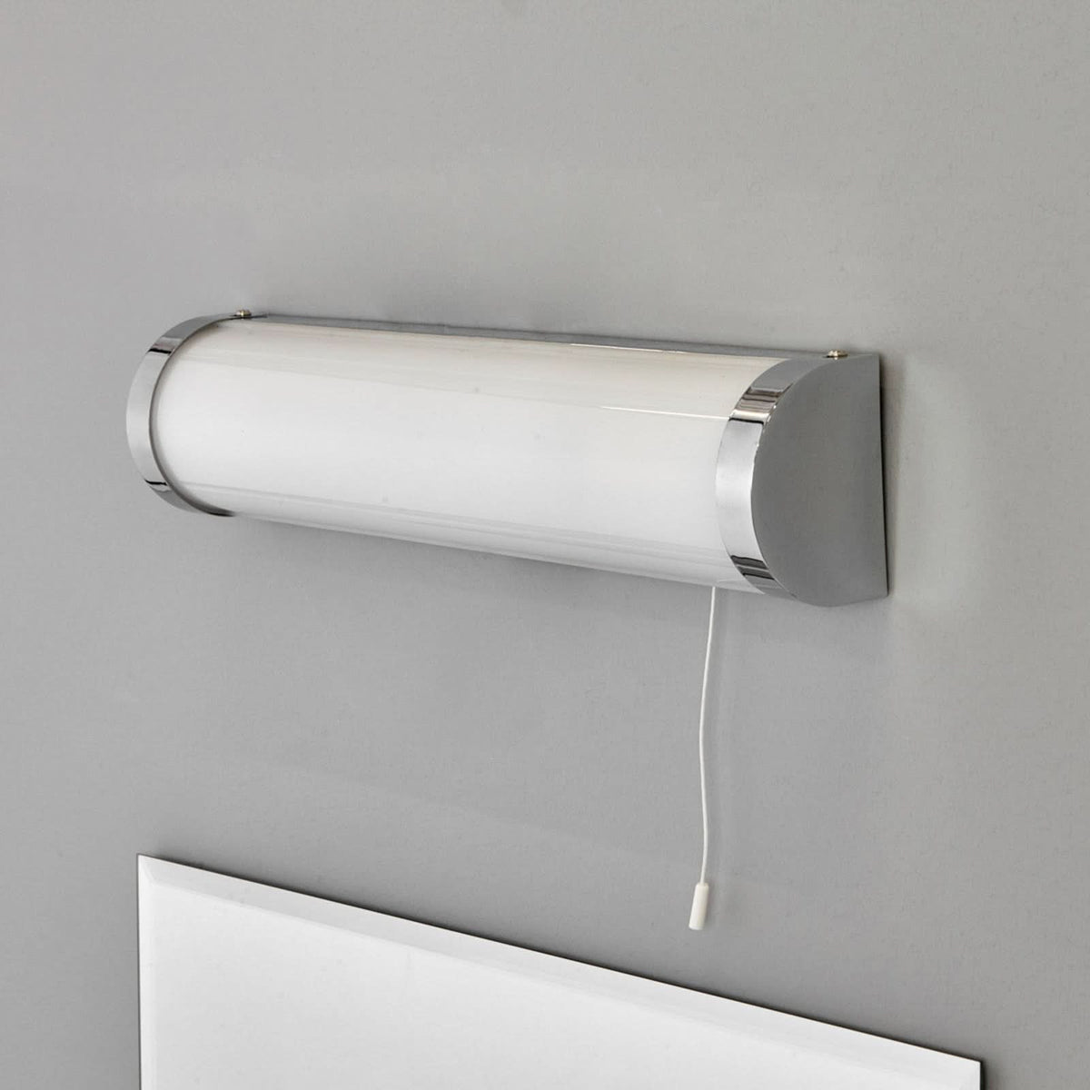 Applique murale Liana IP44 en métal, blanc et chrome, 2 lumières, hauteur 9 cm, IP44
