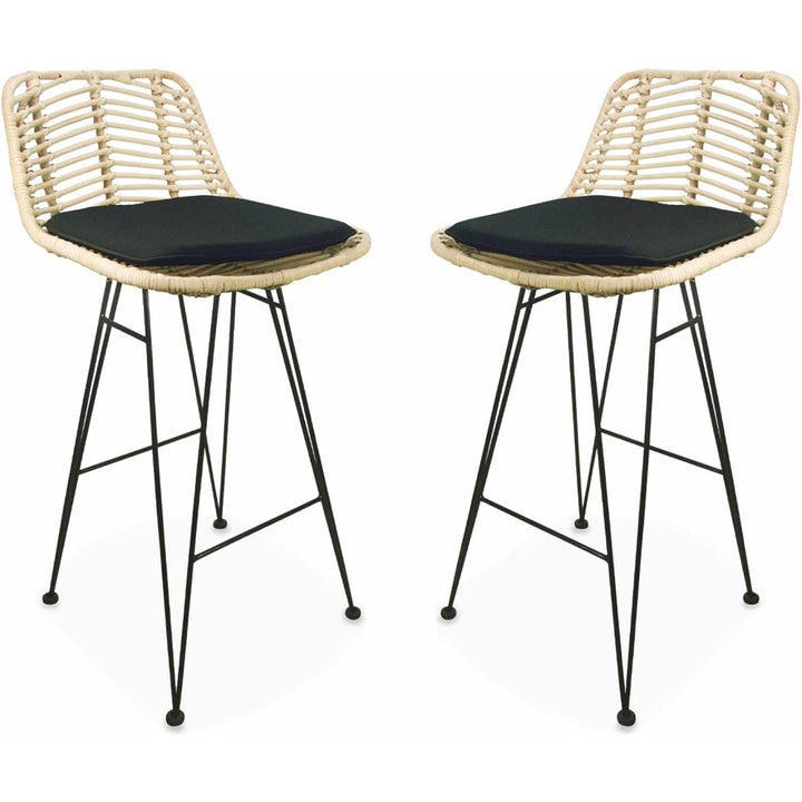 Alice'S Home - Deux Tabourets De Bar En Rotin Naturel Et Métal. Coussins Noirs - Cahya | Designix - Amazon    - https://designix.fr/