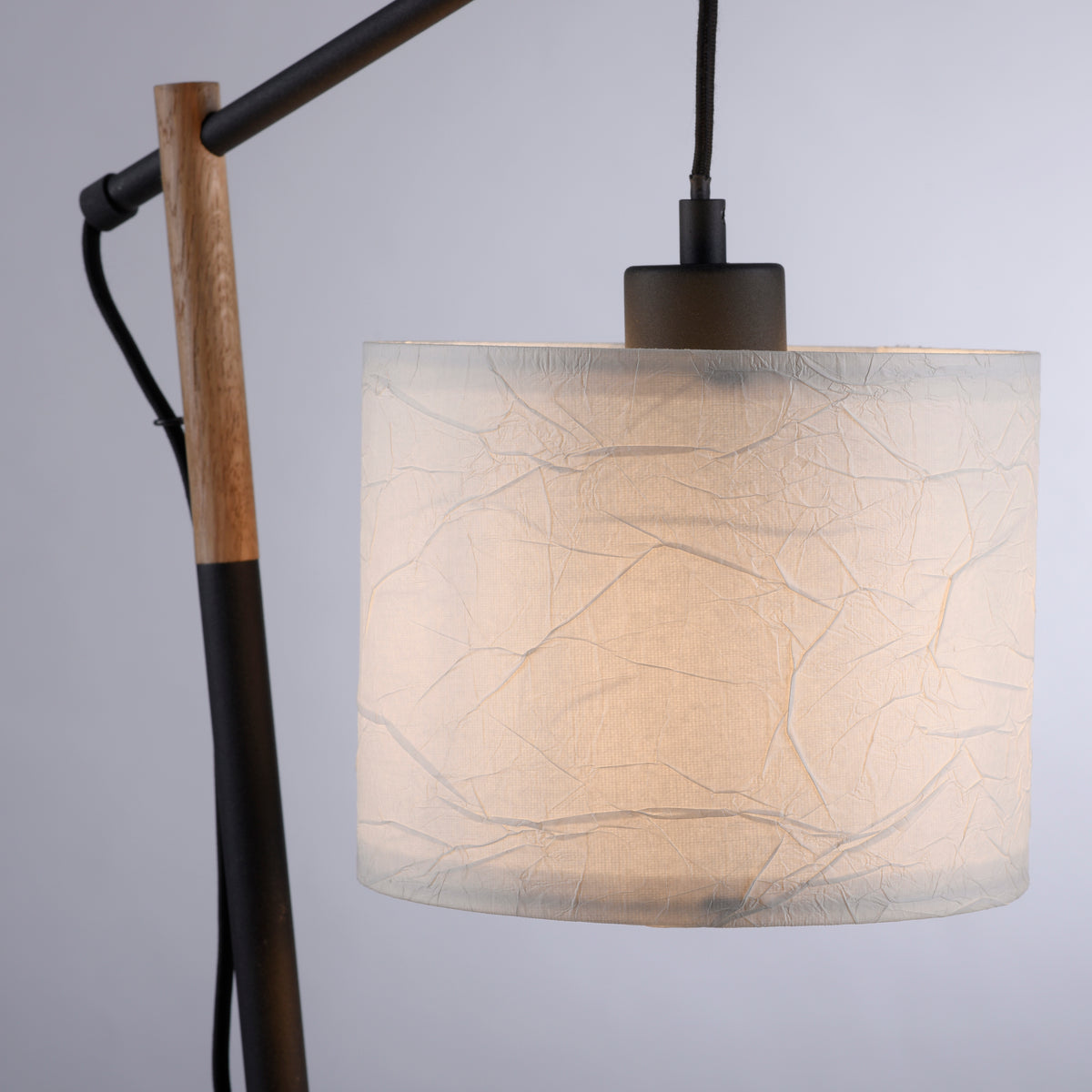 Lampe à poser Green Sofie noire et bois, papier