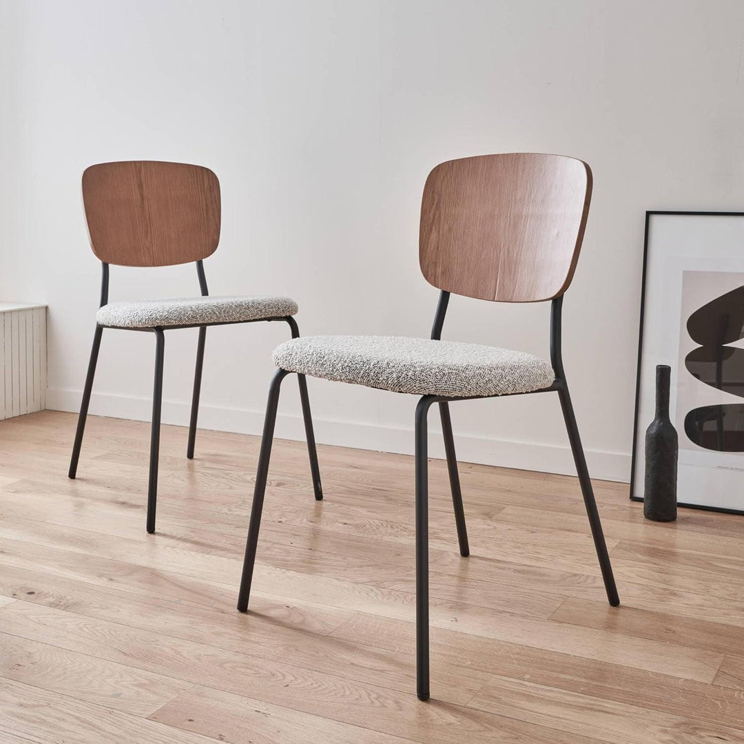 Alice'S Home - Lot De 2 Chaises Assise Bouclette Texturée Blanche. Dossier Bois De Peuplier Courbé. Pieds En Métal Noir Mat | Designix - Amazon    - https://designix.fr/