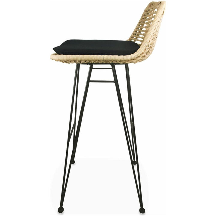 Alice'S Home - Deux Tabourets De Bar En Rotin Naturel Et Métal. Coussins Noirs - Cahya | Designix - Amazon    - https://designix.fr/