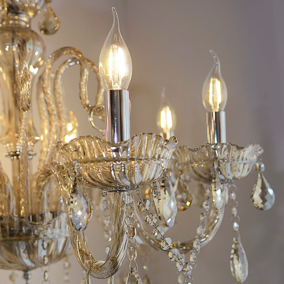 Suspension Gracia 8 lumières laiton, cristal