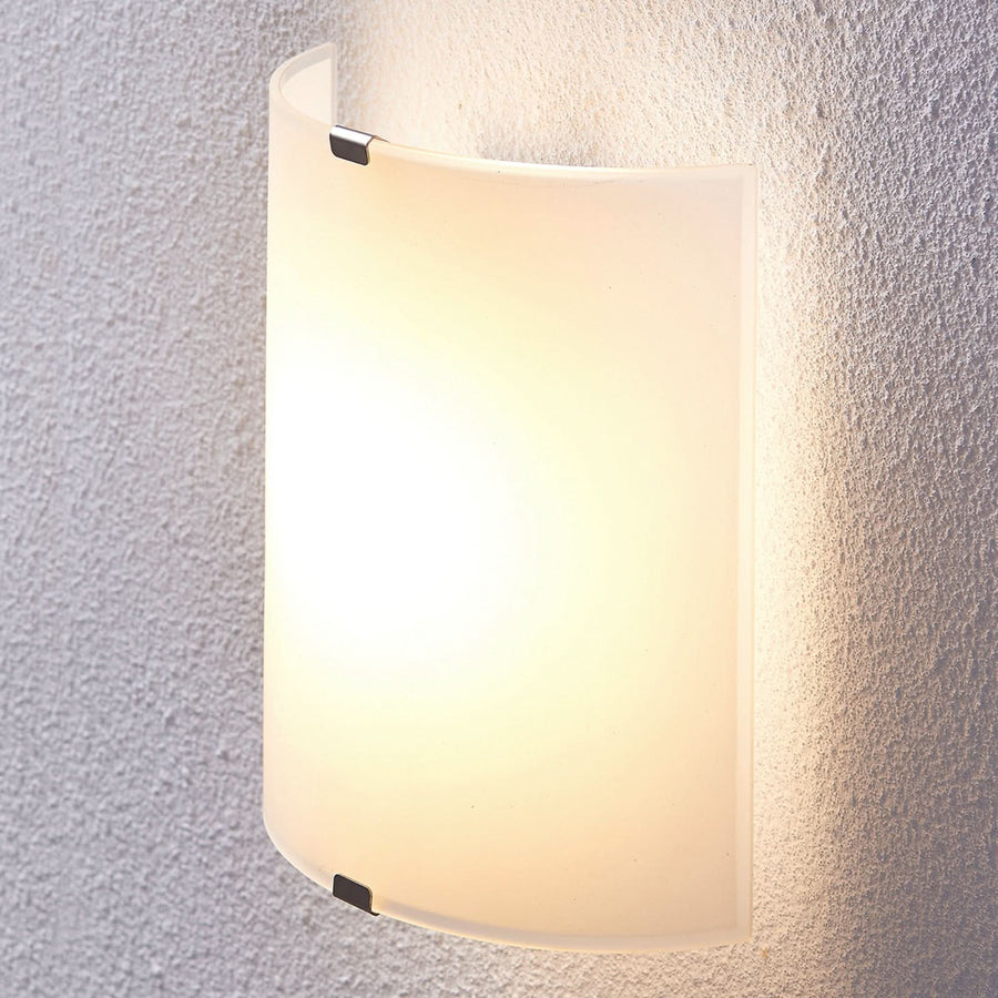 Applique murale LED Helmi en verre, transparent satiné, hauteur 21 cm