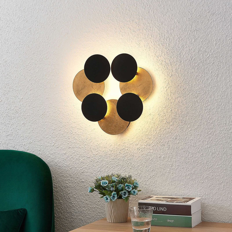Applique murale LED Grazyna en métal, noir et doré, hauteur 5 cm