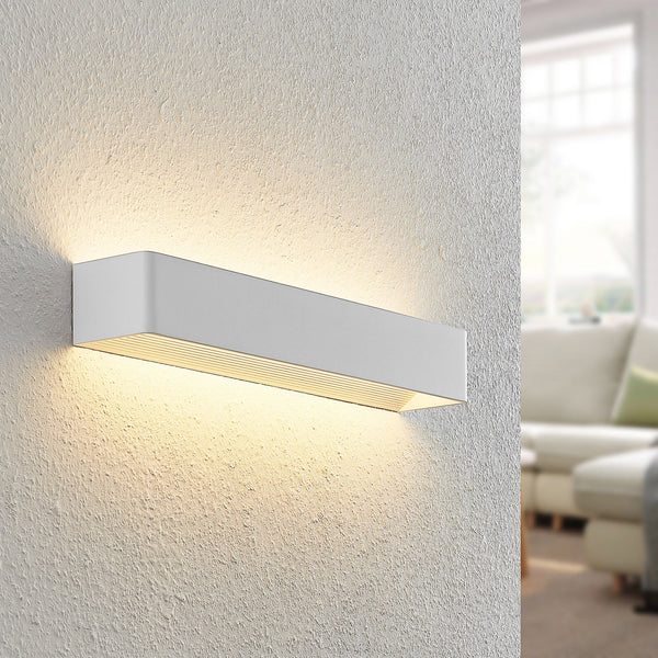Applique murale LED Karam en aluminium, blanc, hauteur 8 cm, 3000 K, 13,7 W