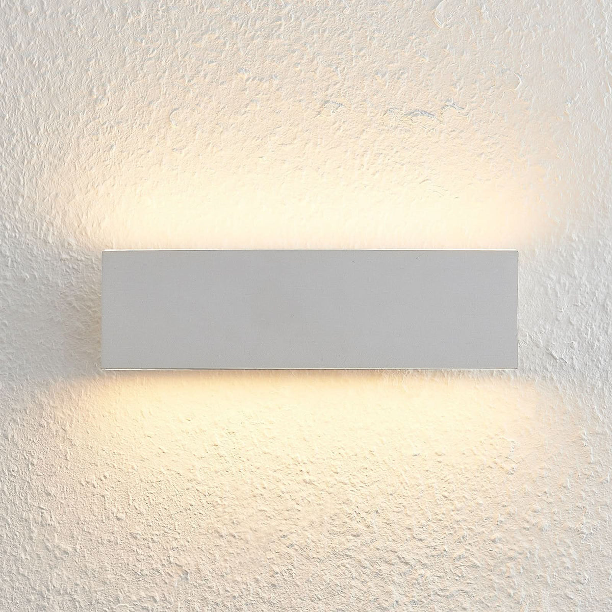 Applique murale LED Ignazia en acier, blanc, hauteur 8 cm, 3000 K, 12 W