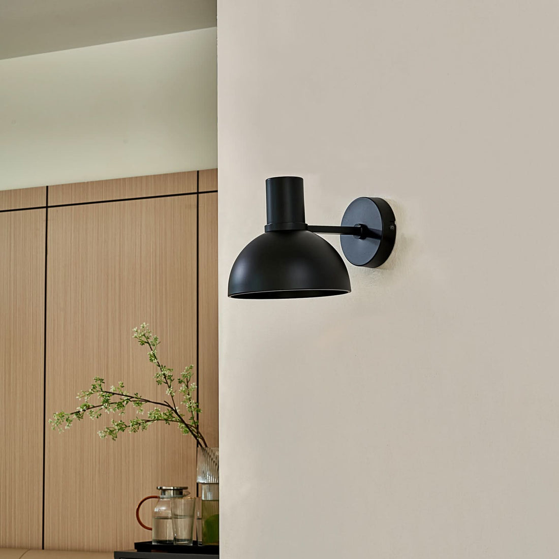 Applique murale Mostrid en métal, noir mat, hauteur 19,3 cm
