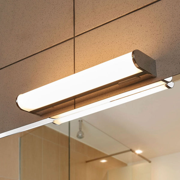 Applique murale LED Jesko Bad 3 en métal, blanc et chromé, hauteur 4 cm, IP44