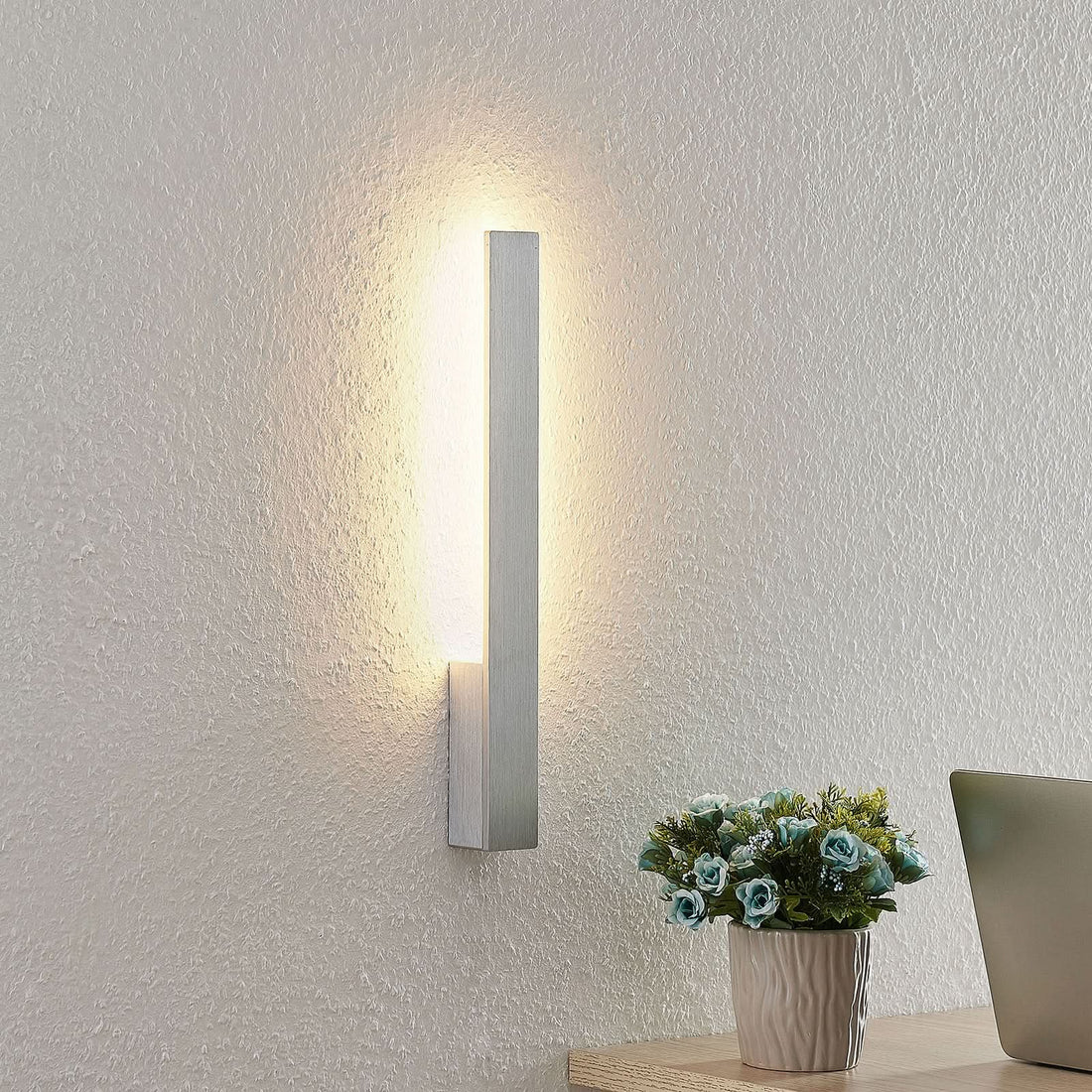 Applique murale LED Ivano en aluminium, 2 lumières, hauteur 42,5 cm